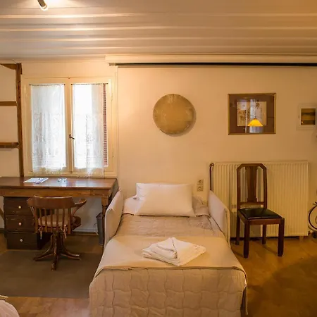 Traditional House * Lefkáda